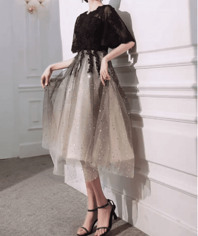 結婚式お呼ばれドレス モノトーンスターラメシースルーフレアワンピース