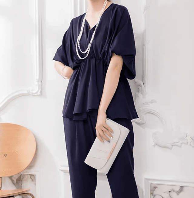 結婚式お呼ばれドレス　柔らかい生地が優しい　シンプルパンツドレス