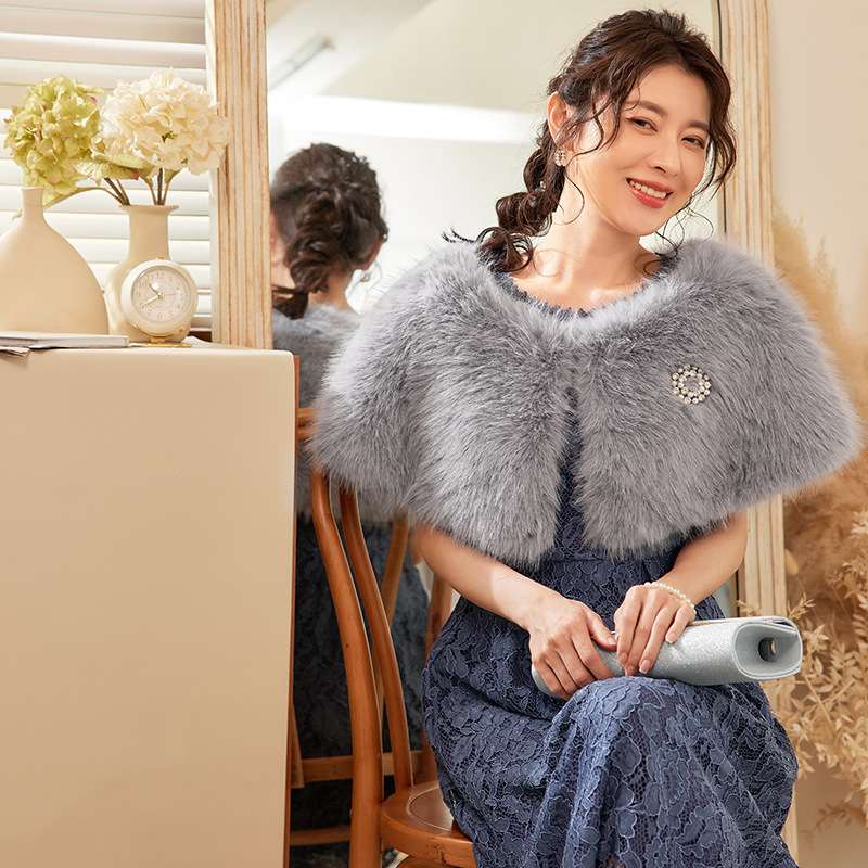結婚式お呼ばれドレス  ふわふわファーボレロ ゴージャス華やか