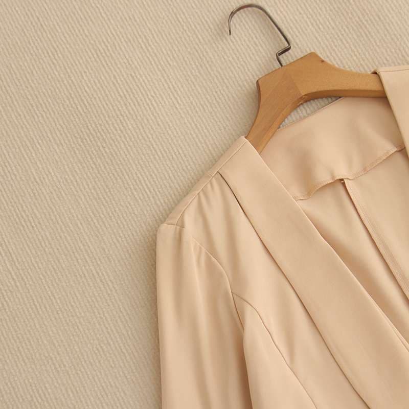 結婚式お呼ばれドレス 
シンプルショートボレロカーディガン