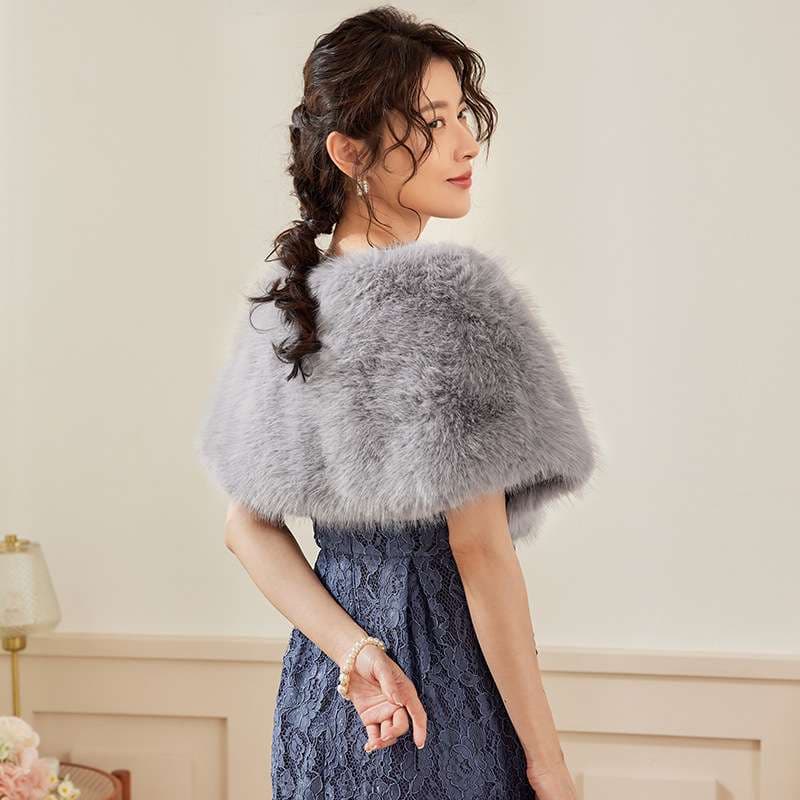 結婚式お呼ばれドレス  ふわふわファーボレロ ゴージャス華やか