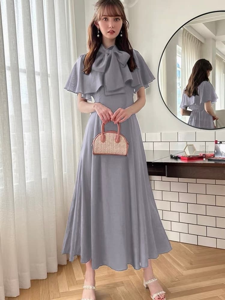 結婚式お呼ばれドレス 大きなリボンがアクセント ケープデザインのシンプルワンピースドレス