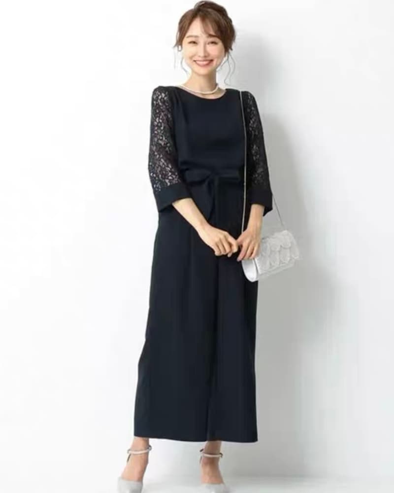 結婚式お呼ばれドレス シンプルで使いやすい スタイリッシュなパンツドレス