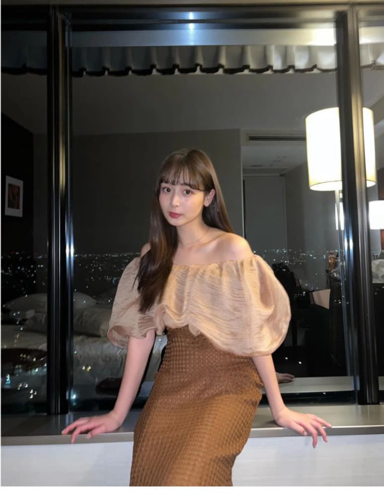 ふんわりオフショルダータイトワンピースドレス