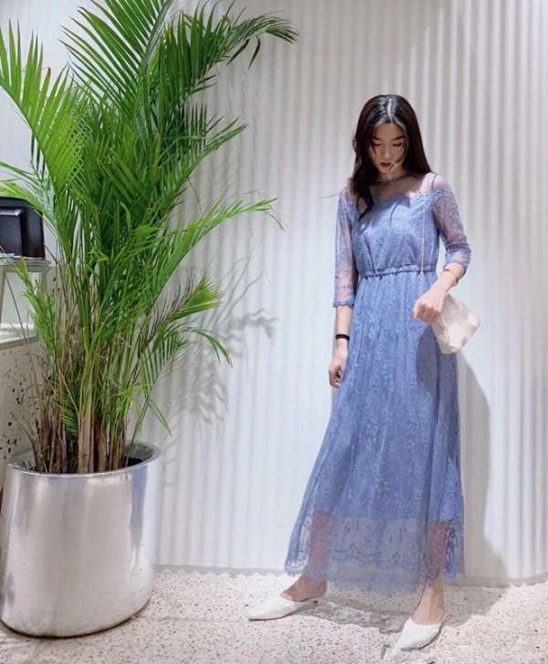 結婚式お呼ばれドレス 優雅なレースロングドレス